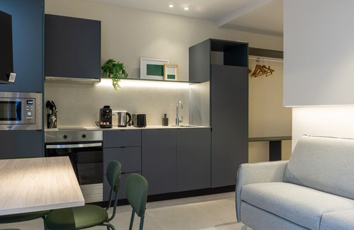 Camins al Grau Apartment | Pintor Nicolau C - Estudio Chic por 4 PAX