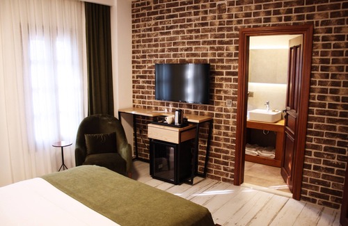 Urla Hotel | Pintura Urla Butik Otel & Sanat Galerisi