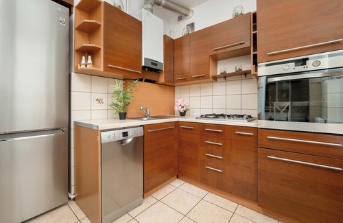 Srodmiescie Apartment | Piotrkowska 92 | Stylish Apartment | Desk
