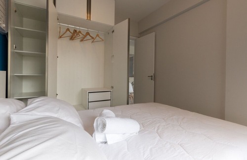 Boa Viagem Apartment | PIP201 Pleasant flat with balcony in Boa Viagem, near Shopping Recife, for up to four people
