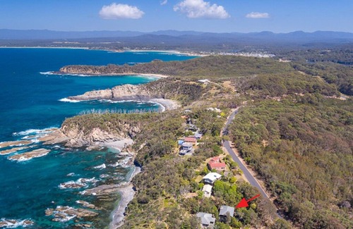Guerilla Bay House | Pipi's Beach House Guerilla Bay