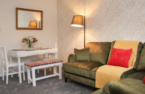 Shrewsbury House | Pippin's Place