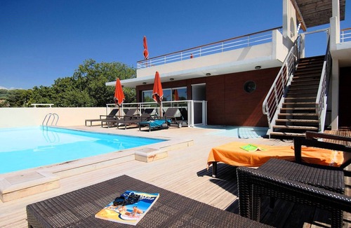 Antibes Condo | Piscine en Été ! Appartement avec Wi-Fi gratuit