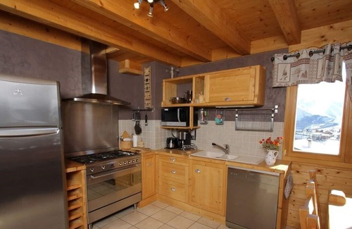 La Toussuire Ski Chalet | Piscine Privée | Beau Chalet Privé