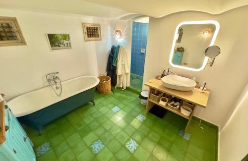 La Belle de Mai House | Piscine & Sauna Maison Classée au Coeur de Marseille
