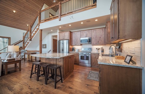 Pisgah Forest House | Pisgah Retreat - 3 Bedroom Custom Home with Mountain Views!