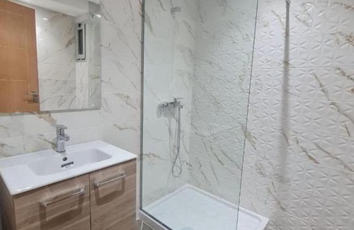 Hay Al Matar Apartment | piso diseño