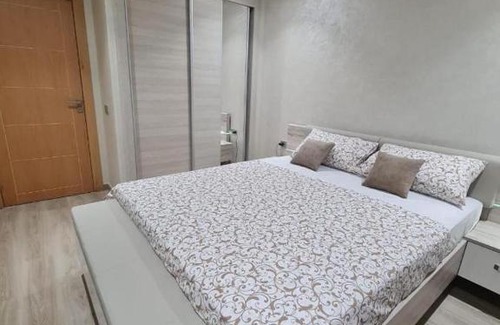 Hay Al Matar Apartment | piso diseño