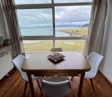 Carino Apartment | Piso primera línea de playa y vistas al mar en Cariño