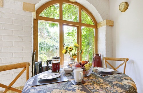 South Petherton Cottage | Pittards Farm Cottage, SOUTH PETHERTON