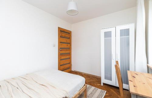 Sielce Apartment | Piwarskiego by VAYA STAYS