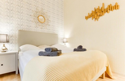 Nove Mesto Apartment | Place of Grace - 3 minutes from the Museum and Old Town
