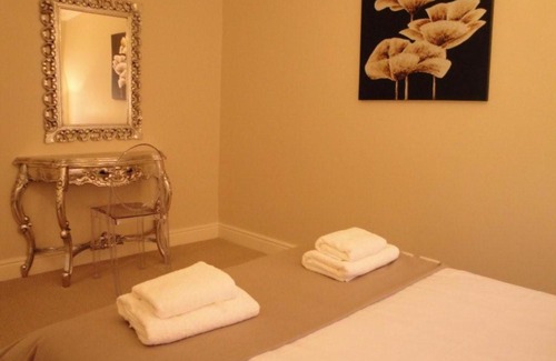 Sea Point Apartment | Planet Africa