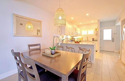 Seven Mile Beach Condo | Plantation Village #20 - 3 BR Ocean View Condo