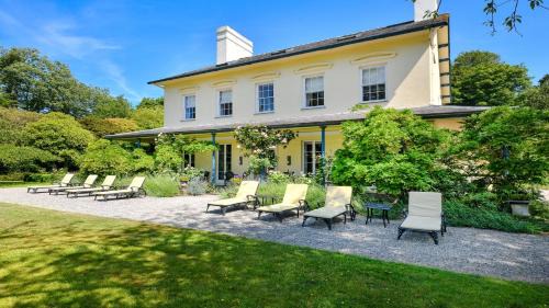 Efailnewydd House | Plas Bodegroes