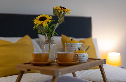 Saundersfoot House | Plas Gwyn - Walk to Beach, Parking, Enclosed Garden