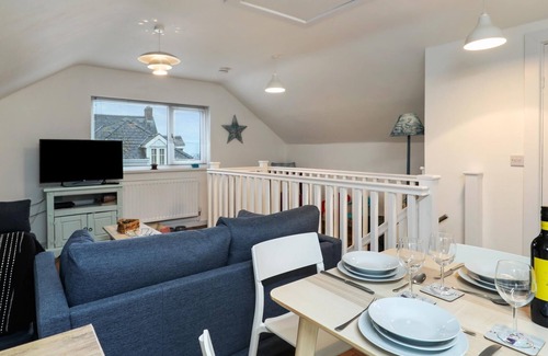 Saundersfoot House | Plas Gwyn - Walk to Beach, Parking, Enclosed Garden