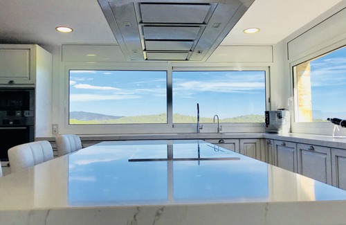 Calonge House | Platja d'Aro Villa, Sea & Mountain Views 17 guests