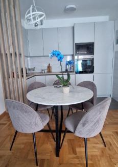 Trebinje Apartment | Plava orhideja apartman