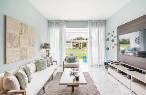 Las Terrenas Apartment | Playa Bonita Amazing Condo at Lake View