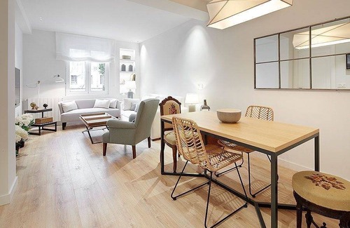 Antiguo Apartment | Playa de Ondarreta 4 by FeelFree Rentals