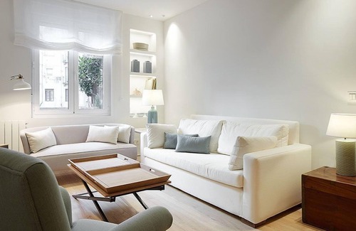 Antiguo Apartment | Playa de Ondarreta 4 by FeelFree Rentals