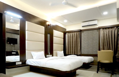 Jabalpur Hotel | Playotel Inn Anmol Classic