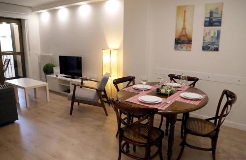 Old Town Apartment | Plaza Monterrey parking opcional by Salamancavacacional