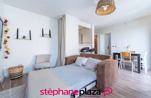Bailly-Romainvilliers Apartment | Plaza Venvolles 01 Proche Disneyland Paris
