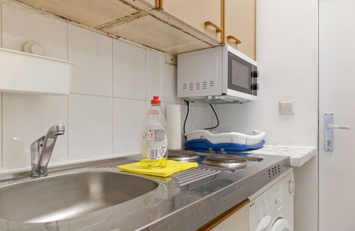 Brigittenau Apartment | Pleasant 1BR Aprt. near The Danube & Millenium T.