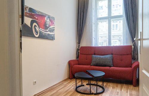 Neulerchenfeld Apartment | Pleasant 3BR Shared Apartment- Ideal for Longstays