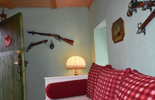 Damgarten Apartment | Pleasant Apartment in Damgarten with Garden and Terrace