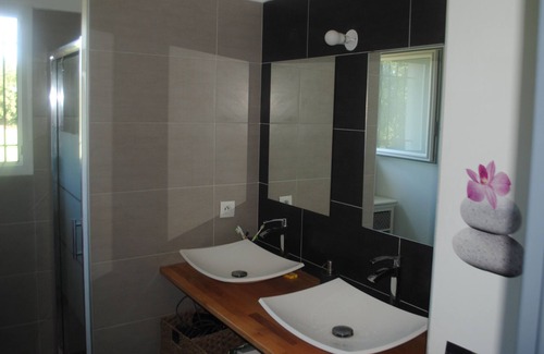 Serres-Castet House | Pleasant contemporary house between the ocean and the Pyrenees.