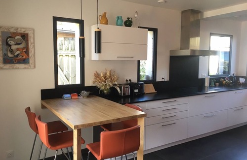 La Rochelle Villa | Pleasant family home in La Rochelle with heated pool and large garden