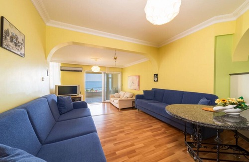 Kargicak Apartment | Pleasant Flat near Beach with Sea View in Alanya