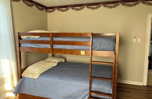 Loysburg Other | Pleasant Pines Estate welcomes you to our gorgeous panoramic view farmstead!