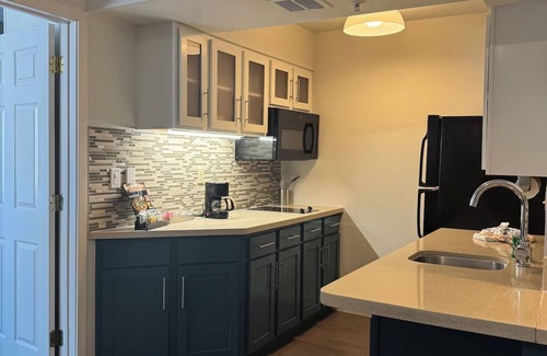 San Jose Resort | Pleasant Stay, Convenient Location! 2 Spacious Units, Free Breakfast, Kitchen!