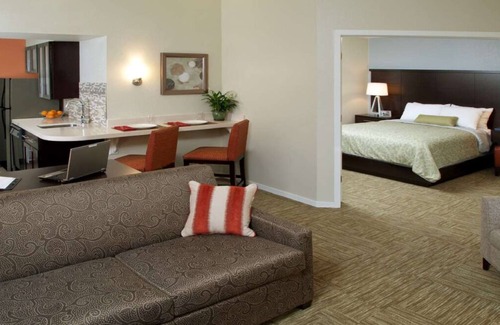 Sunnyvale Resort | Pleasant Stay! TWO Large 1BR Suites with Kitchens, Pet-friendly, Outdoor Pool!
