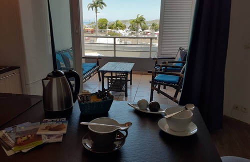 Noumea Apartment | Pleasant studio with terrace in the city center
