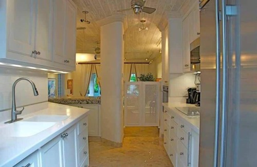Gibbs Bay Villa | Please Inquire Before Booking – Luxury Villa