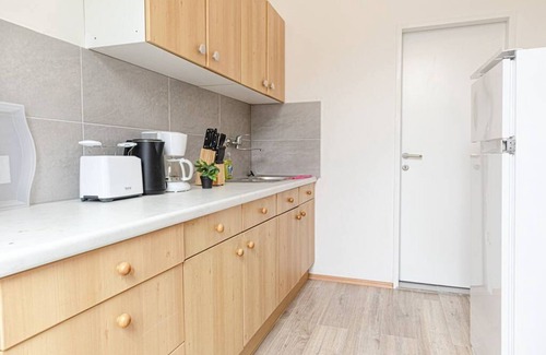 Wahring Apartment | Pleasing 2BR Apt. AKH-Perfect for Groups