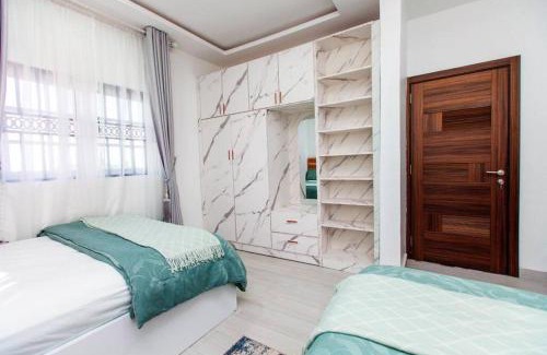 Accra Apartment | Plum Royal Estates - Penthouse Suite
