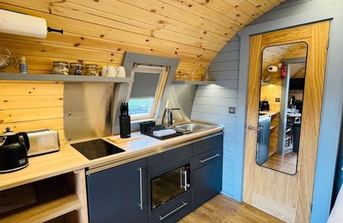 Fort William House | Plum Tree Pod in Central Fort William