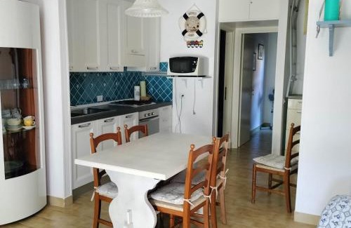 La Pelosa Apartment | PM 22 Via Cala Sabina Guest House