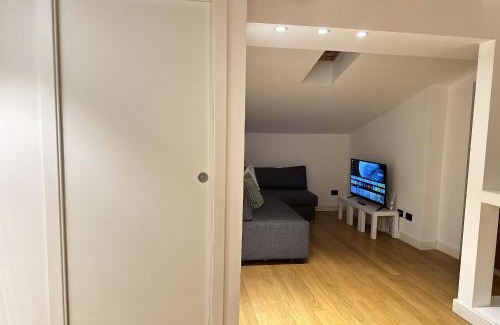 Zona LI La Storta Apartment | PM 26 Via Riccardo Morbelli Guest House