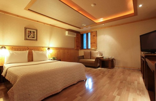 Pocheon Hotel | Pocheon Supsogui Gungjeon