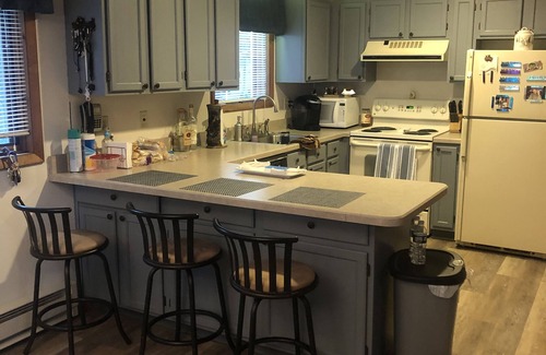 East Stroudsburg House | Pocono home, lots of amenities, ski resorts, Bushkill falls, tree ventures.