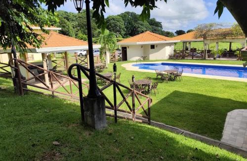 Los Santos Hotel | Pocri Country Resort