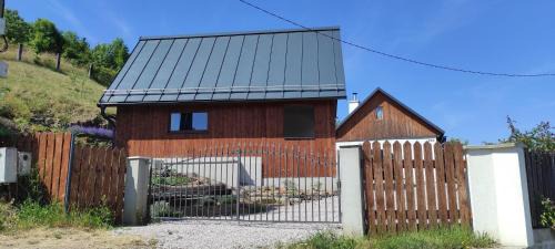 Stiavnicke Bane House | Pod farárovou hôrkou
