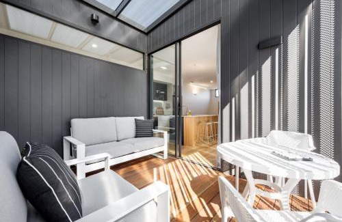 Mount Gambier Apartment | Pod Two - Luxurious 1 King Bedroom